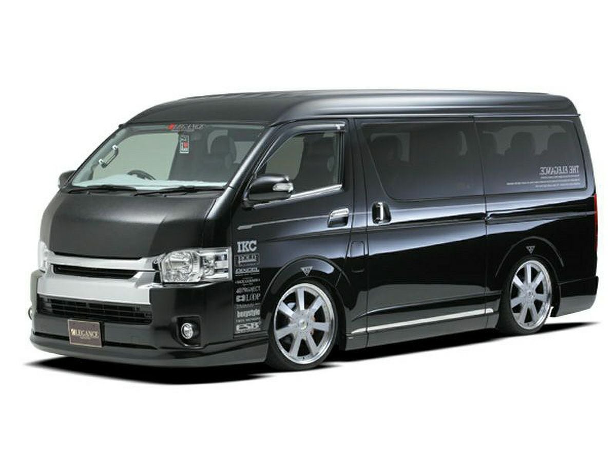 200系ハイエース 4型～現行型 ワイドボディ LEGANCE フロントハーフ