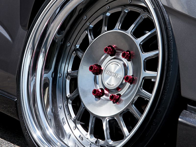 200系ハイエース ESSEX ツーピースシェルナット（ローレットタイプ