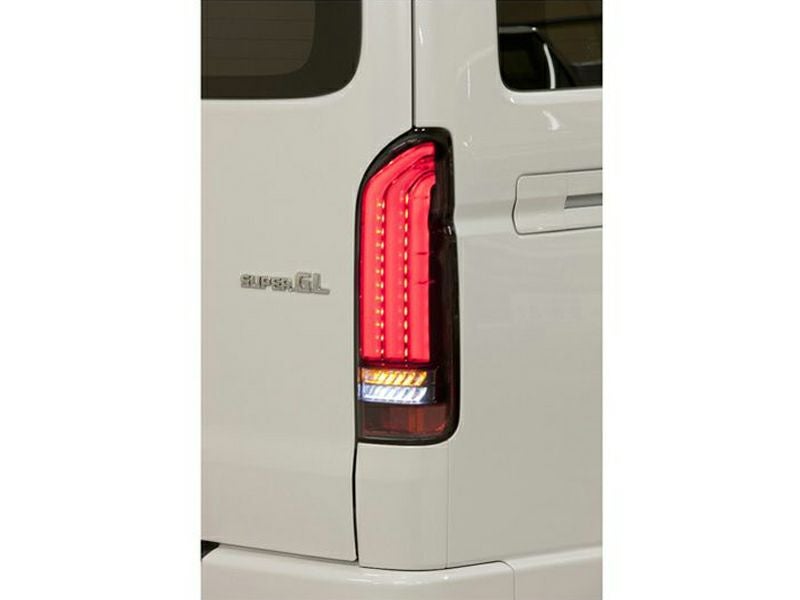 200系ハイエース VALENTI LEDテールランプ REVO Type2 ハーフレッド