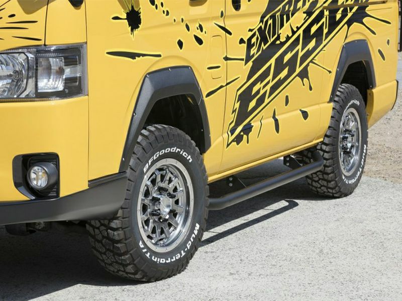 ハイエース 1〜5型 オーバーフェンダー 新品スペーサー5mm付き‼️ ハイエース オーバーフェンダー装着後、5mmスペーサでツライチに - YouTube
