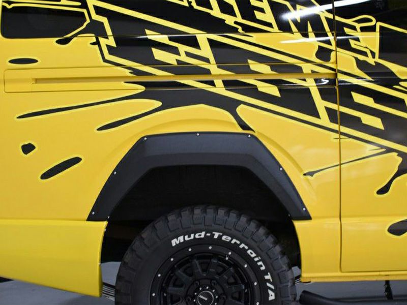 200系ハイエース ESSEX EXTREMEオーバーフェンダー（25mm） 未塗装