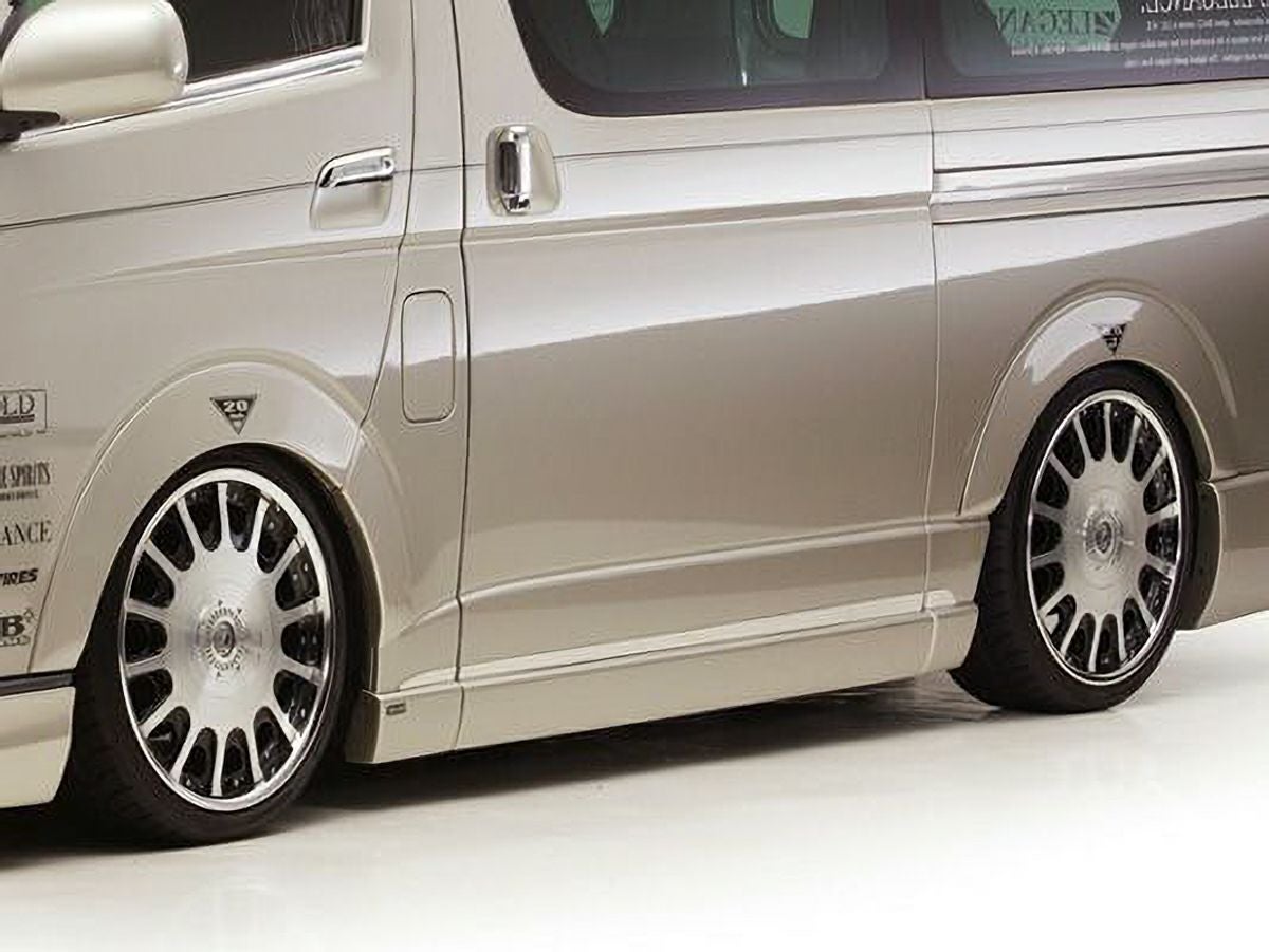 legance リヤバンパー 200系ハイエース　ワイド　 200系ハイエース ワイドボディ LEGANCE リアバンパー 未塗装【※個人宅
