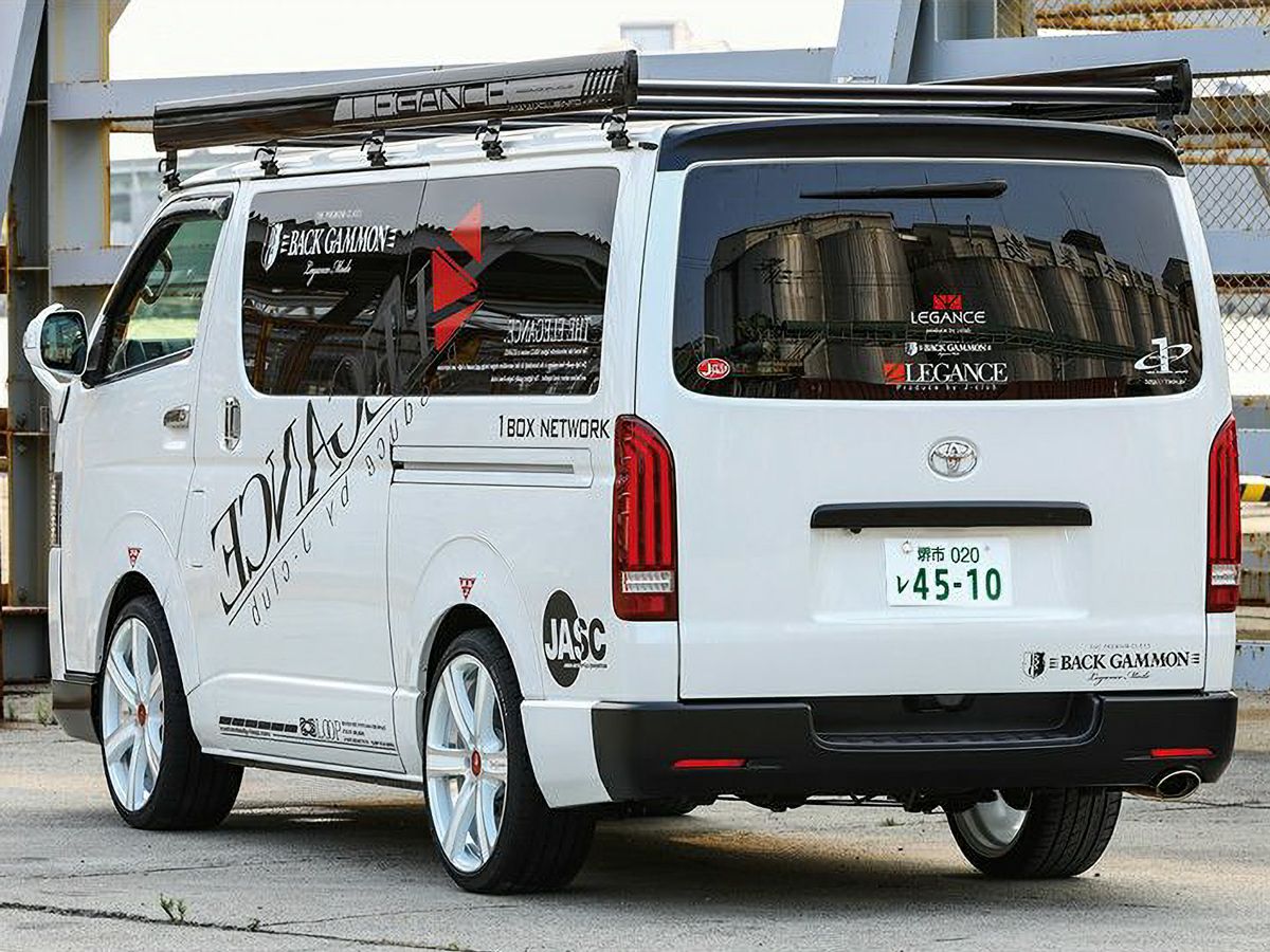 200系ハイエース 標準ボディ LEGANCE リアバンパー W'Style 未塗装