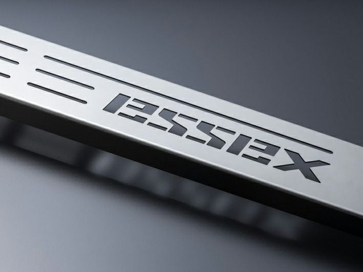 200系ハイエース S-GL標準ボディ ESSEX リアスカッフプレートカバー