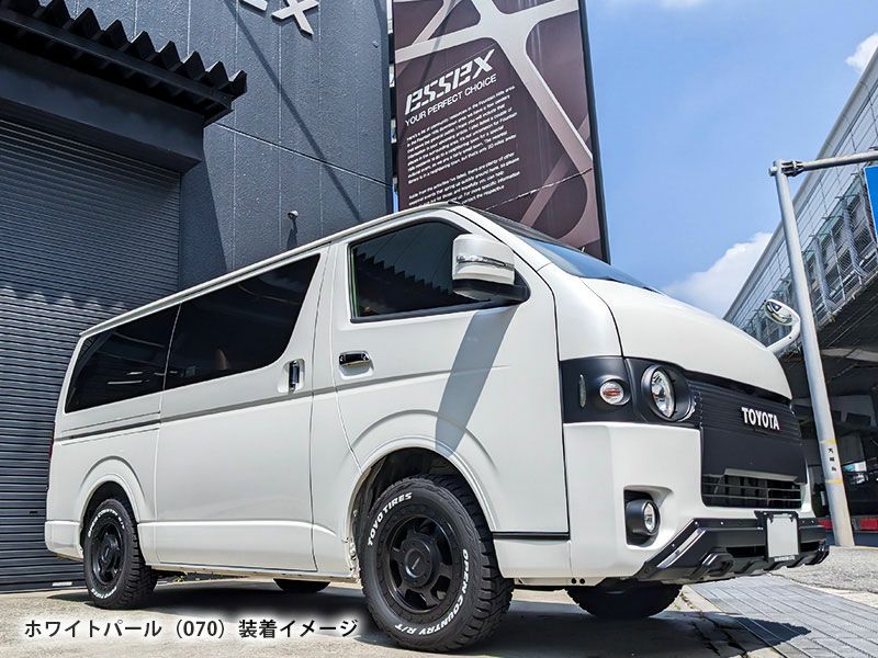 ESSEX 200系ハイエース　リーガルフェンダー　ホワイトパール(070) Amazon | CRS ESSEX リーガルフェンダー 出幅:6mm 200系ハイエース 1型