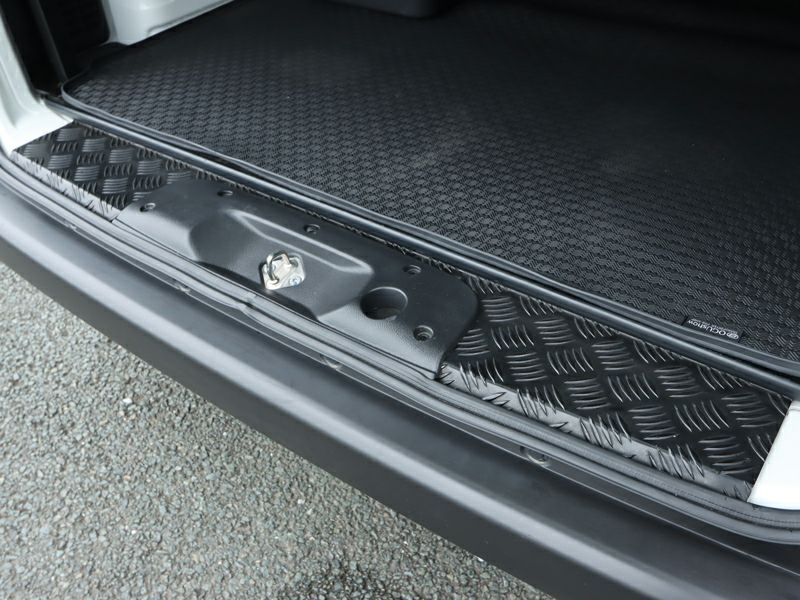 NV200バネット SUNTREX サントレックス ヒッチメンバー STANDARD