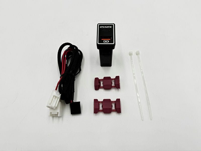 ESSEX Type-C急速充電対応USBポート トヨタスイッチ ホワイト（ES-6001