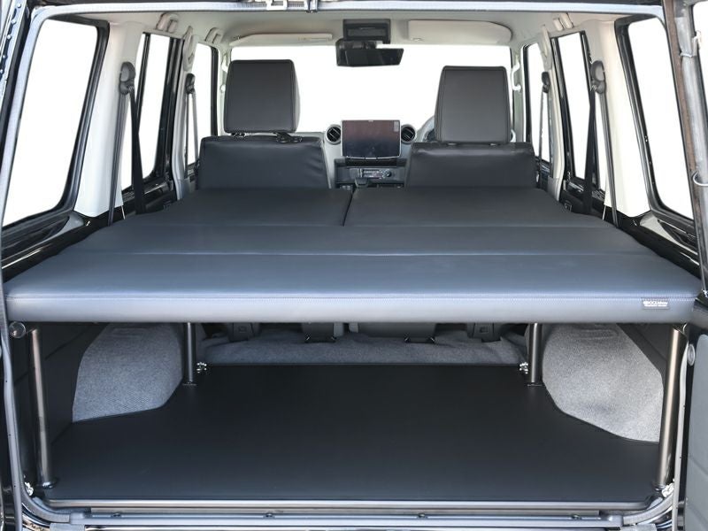 ハイエース キャラバン タウンエース NV200バネット ランクル300